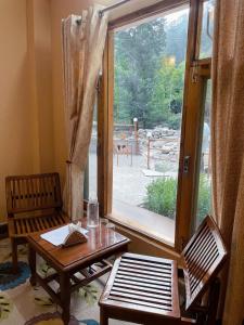 River Reflection Home Stay at Tirthan Valley