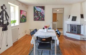 5 Bedroom Gorgeous Home In Bjärnum