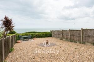 Goodwins Seaview Inc Parking Sleeps 4 Nr Beach