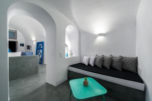 Modernity Suites Santorini Greece