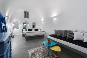 Modernity Suites Santorini Greece
