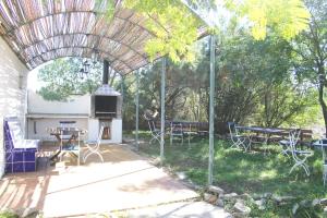 Finca San Ambrosio - Apartments in grüner Oase mit Terrasse, Pool, Heizung, WiFi