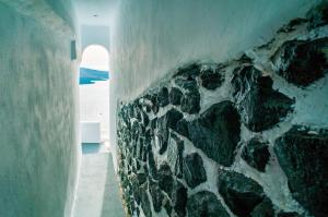 Modernity Suites Santorini Greece