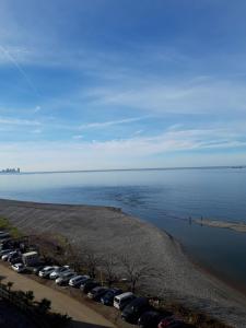 1 bedroom apartment with sea and river views