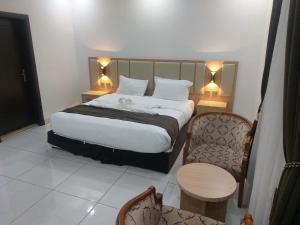 شقق وادي البصرة للشقق المخدومه