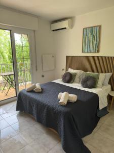 VILLA MARE - 2 beds with balcony, patio and pool and direct park access