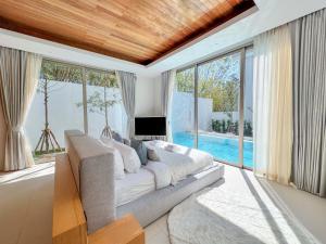 Modern 3BR Pool Villa near Laguna- Lux Pride 4 by Warm Plus
