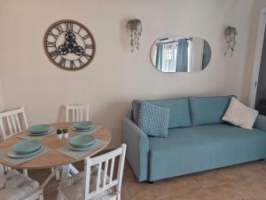 Apartamentos HOLIDAYS BENALBEACH