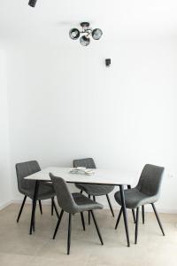 Konzul apartment
