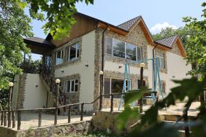 GoodMood Hotel & Restoran