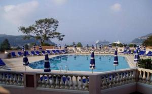 Rez de jardin privatif à 150m de la mer