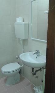 Double or Twin Room with Bathroom