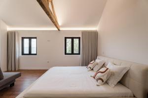 Belo Douro - Private Pool - Douro Valley - by RowdHouses