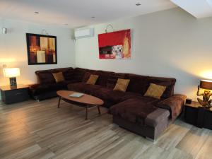 Villas Chamarte villa piscine chauffees jardin cloture Aix en Provence : photos des chambres
