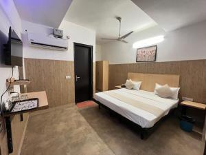 Hotel Vasundhara Grand - Vasundhara