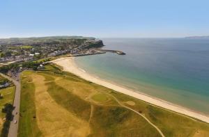 Rathlin Apartment - 2 Bedroom with Hot Tub