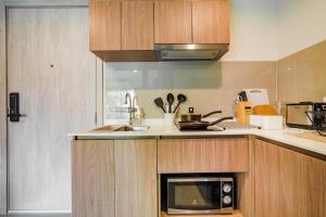 Lacasita HuaHin white room Condo