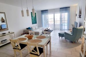 Island Apartment