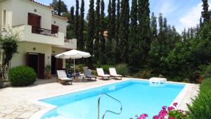 Villa Nova s.r Sea View - 4hvězdičkové hotely ve městě Porto Cheli