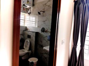 silent ventures hotel