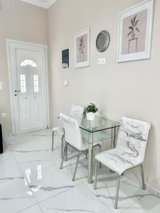 Aiginetan Apartments