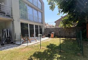 Monolocale con giardino