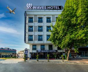 Airport Waves Hotel - 4hvězdičkové hotely ve městě Arnavutköy
