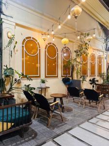 SpringHill Boutique HCM