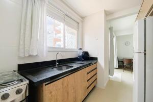 A poucos passos da Praia de Palmas a 200m - 0107