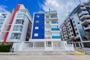 A poucos passos da Praia de Palmas a 200m - 0107