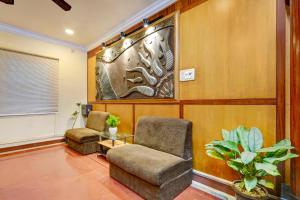 Hotel O Bangalore Royal Meenakshi Mall