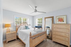 Private Pool, Beach Access, Luxe Kitchen, Fire Pit & Outdoor Entertaining Space
