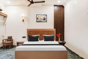 Hotel O Ratan Lal Nagar