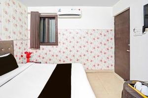 Hotel O Prabhat Nagar Bareilly