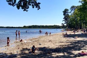 Campings Camping De Bellebouche : photos des chambres