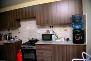 Stylish, spacious & beautiful apartment comfort close to town