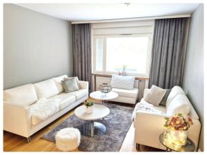 RANTATALO ONNELAN LUMO 12 hlöä- 220m2 Himos 10min autolla