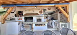 Apartments Bartol with Free Bikes and Great Local Food