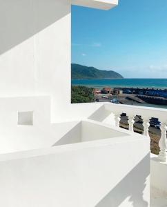 Deluxe Balcony Sea View