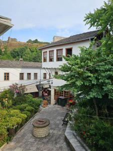 Bazaar Central Rooms