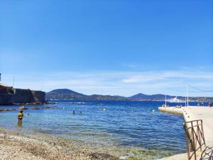 Superb central apartment, air-conditioned, parking