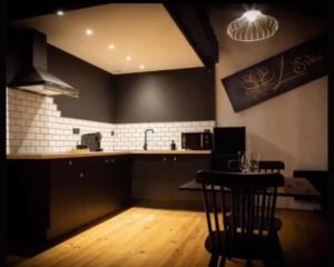 Maisons de vacances L-evea Suite Romantique Spa & Sauna : photos des chambres
