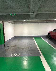 Appartements PARIS-MONTROUGE Magnifique Appartement 2 piece de 36m2 - tres cosy pour 1 a 5 personnes refait a neuf - ENTIRE APARTMENT LUXIRIOUS AND WARM - Montrouge Paris 14eme - Proche Aeroport Orly & Parc Expositions Porte de Versailles FREE WIFI GRATUIT : photos des chambres