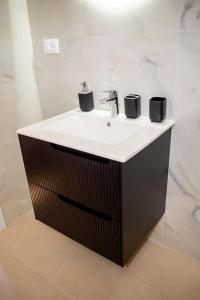 MILIS Apartments
