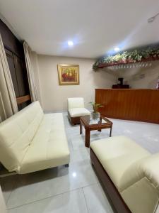 Hotel Asturias Inn