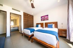 2 BR Condo with 4 Pools & Gym - Vaiven 124 - Playacar