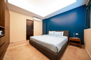 Condo Veronica - Comfortable 2 bedroom with rooftop gym and pool