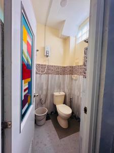 Comfy Unit 1 BR Unit With Living Room at Sonias Island Stay