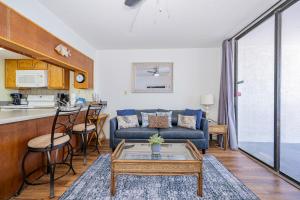 Gulf Shores Surf & Racquet 712A condo