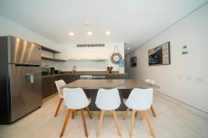 Condo Yucatan - Modern 1 Bedroom in Central Playa Near 5th - At Calle 38 condos